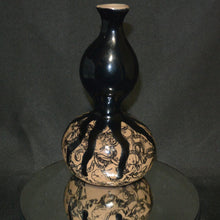 Load image into Gallery viewer, Octopus Ink Calabash (SM)