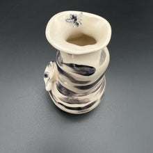 Load image into Gallery viewer, The Honeynut Bubbler