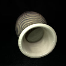 Load image into Gallery viewer, Wavy Vases