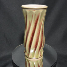 Load image into Gallery viewer, Spiral Vases