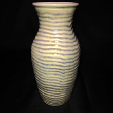 Load image into Gallery viewer, Wavy Vases