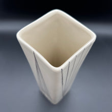 Load image into Gallery viewer, Square Bouquet Vases