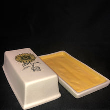 Load image into Gallery viewer, Butter Dishes
