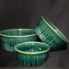 Load image into Gallery viewer, Nesting Casserole Bowl Sets